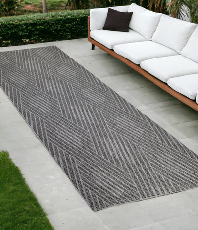 8' Runner Gray and Blue Geometric Stain Resistant Indoor Outdoor Runner Rug