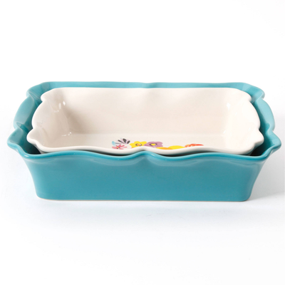 The 2-Piece Rectangular Ruffle Top Ceramic Bakeware Set