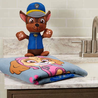 PAW Patrol Kids Chase Microfiber Bath Towel and Mesh Character Scrubby Pal, 2-Piece Set